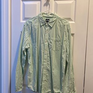 Gap - Men’s Long-sleeved Button Down Shirt - Size Large